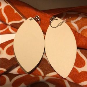 Leather earrings